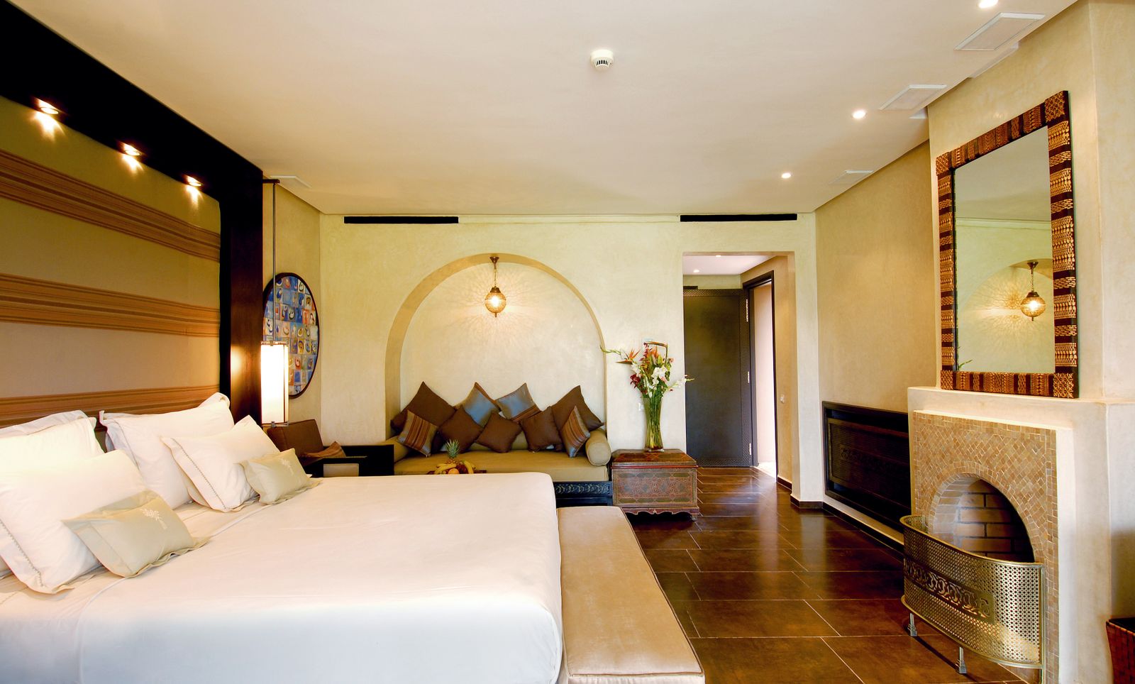 La chambre Gascogne, son alcôve et sa cheminée